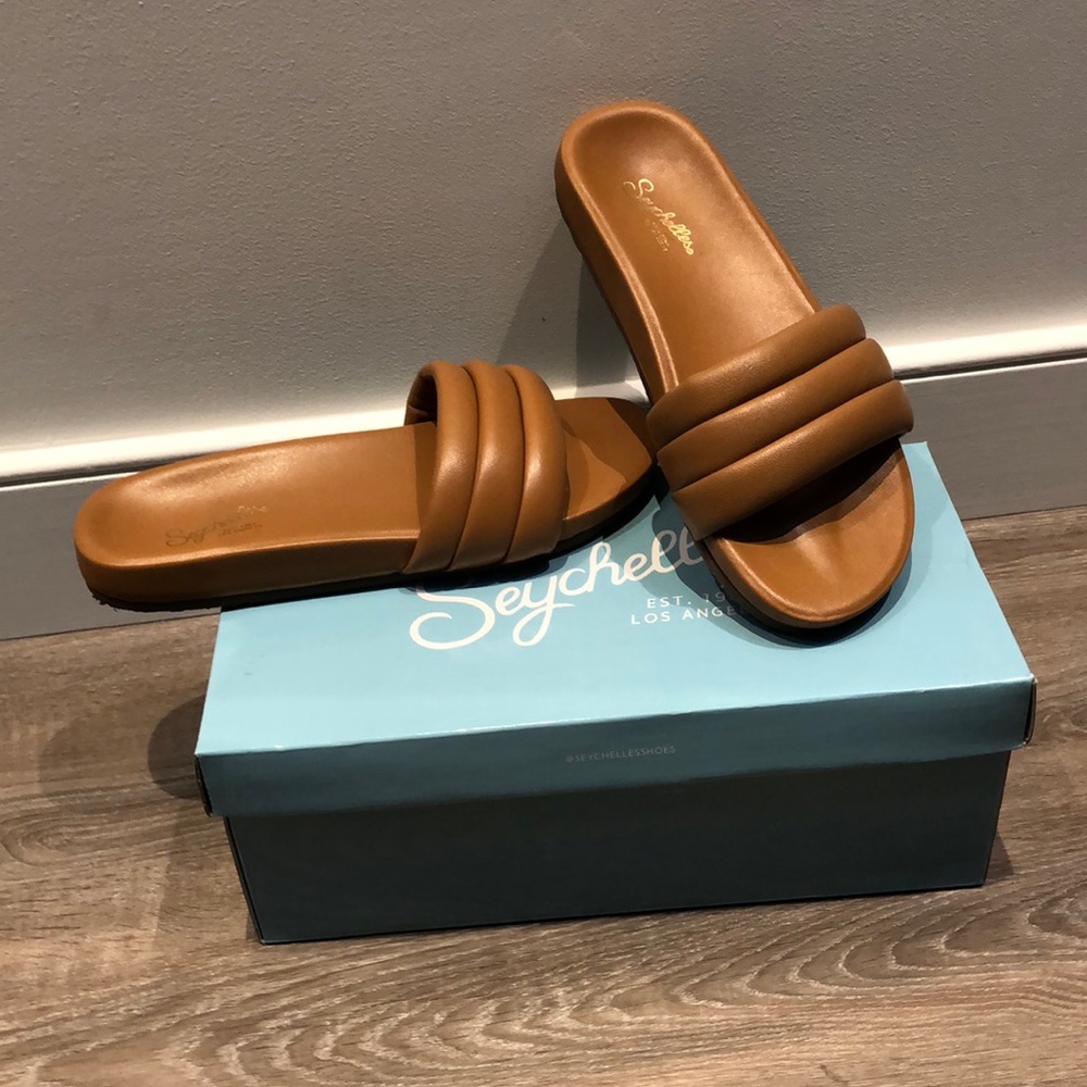 New in original box - Seychelles Slide
